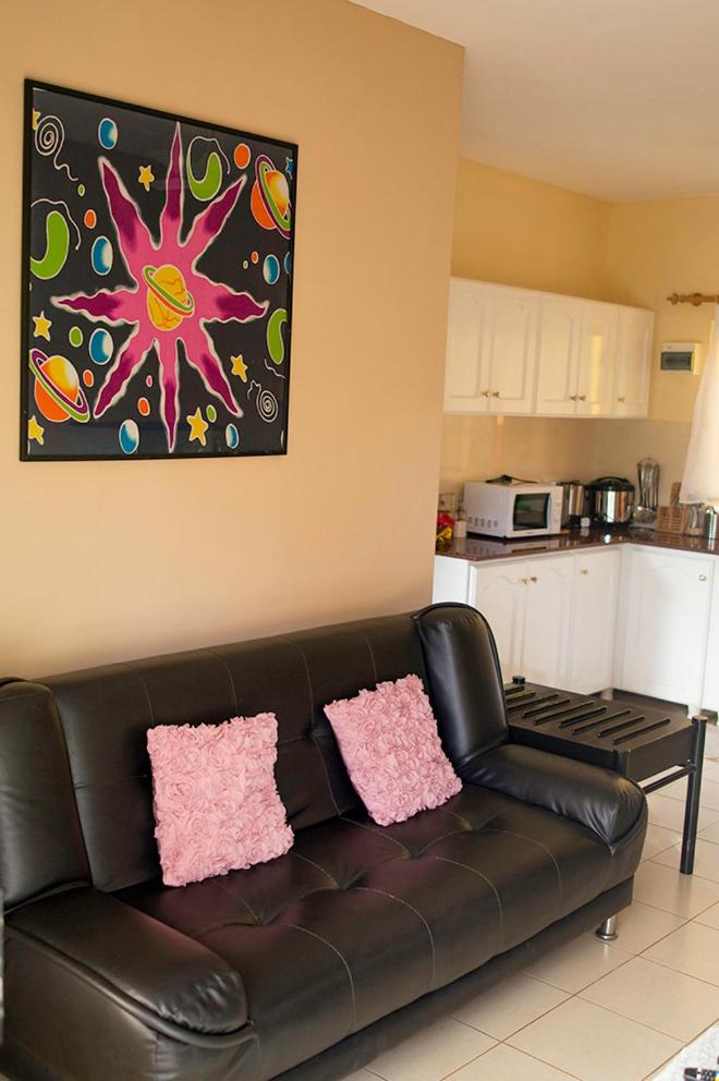 Evergreen Apartments — снимок 8