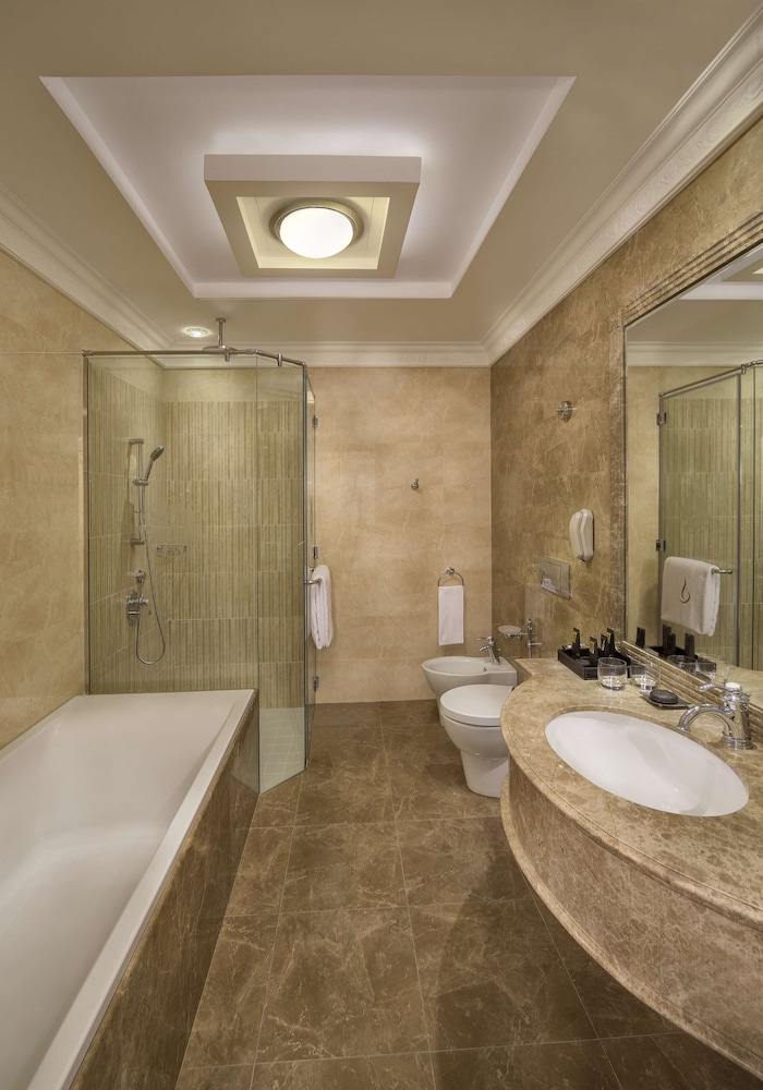 Royal Rose Hotel — снимок 26