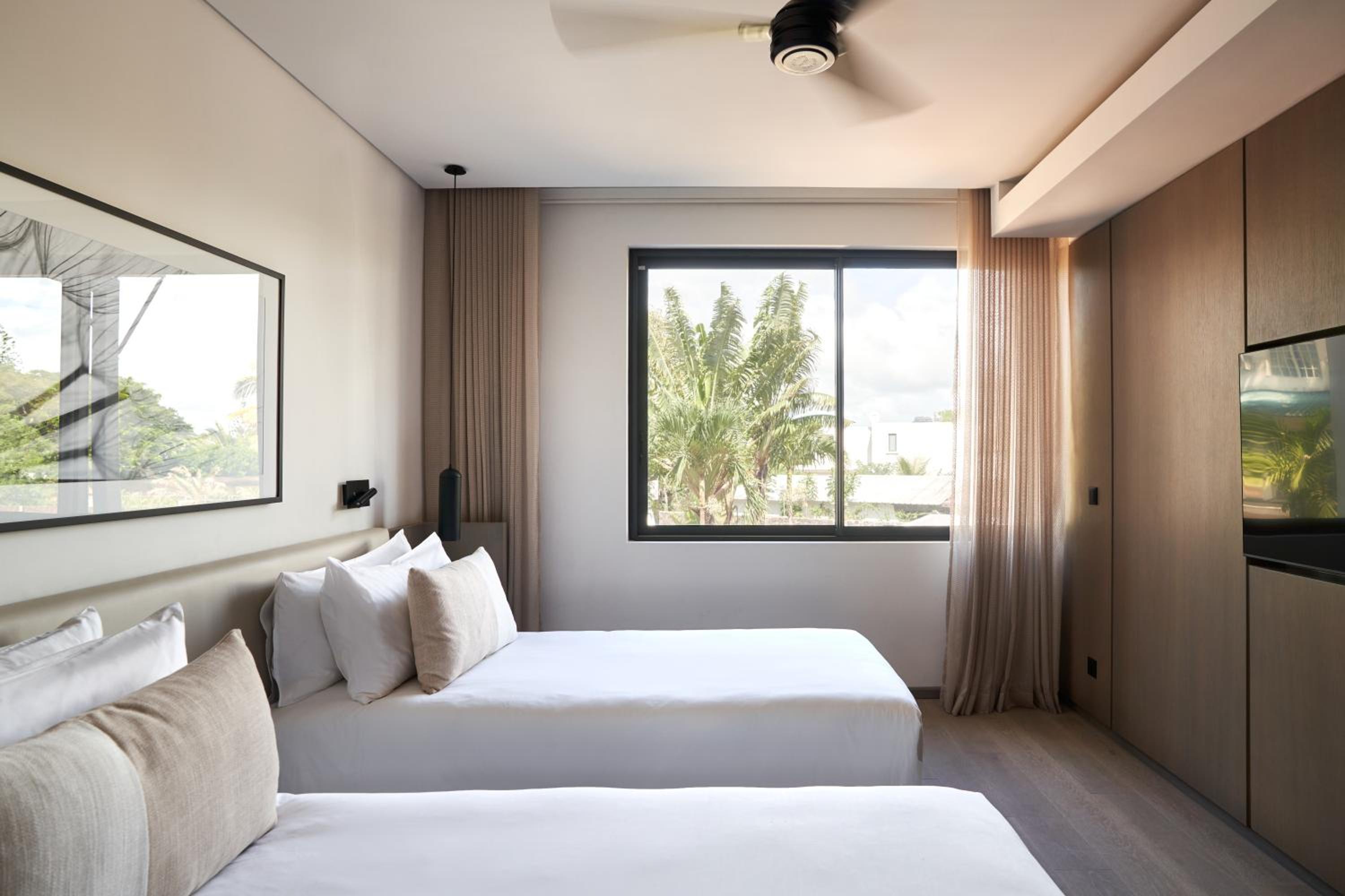 LUX* Grand Baie — снимок 8