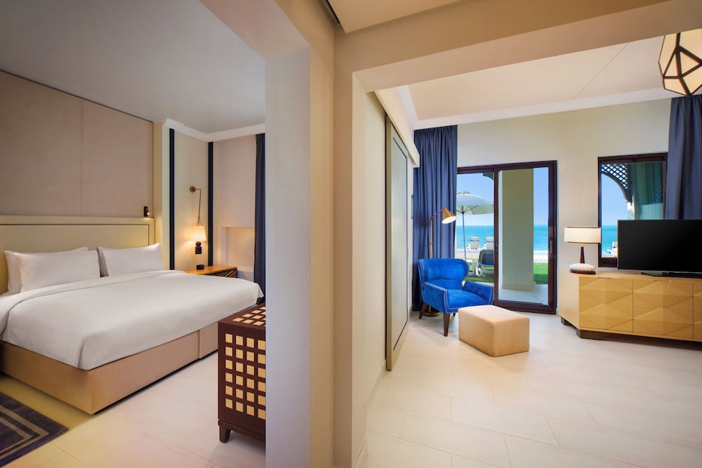 Hilton Ras Al Khaimah Beach Resort — снимок 15
