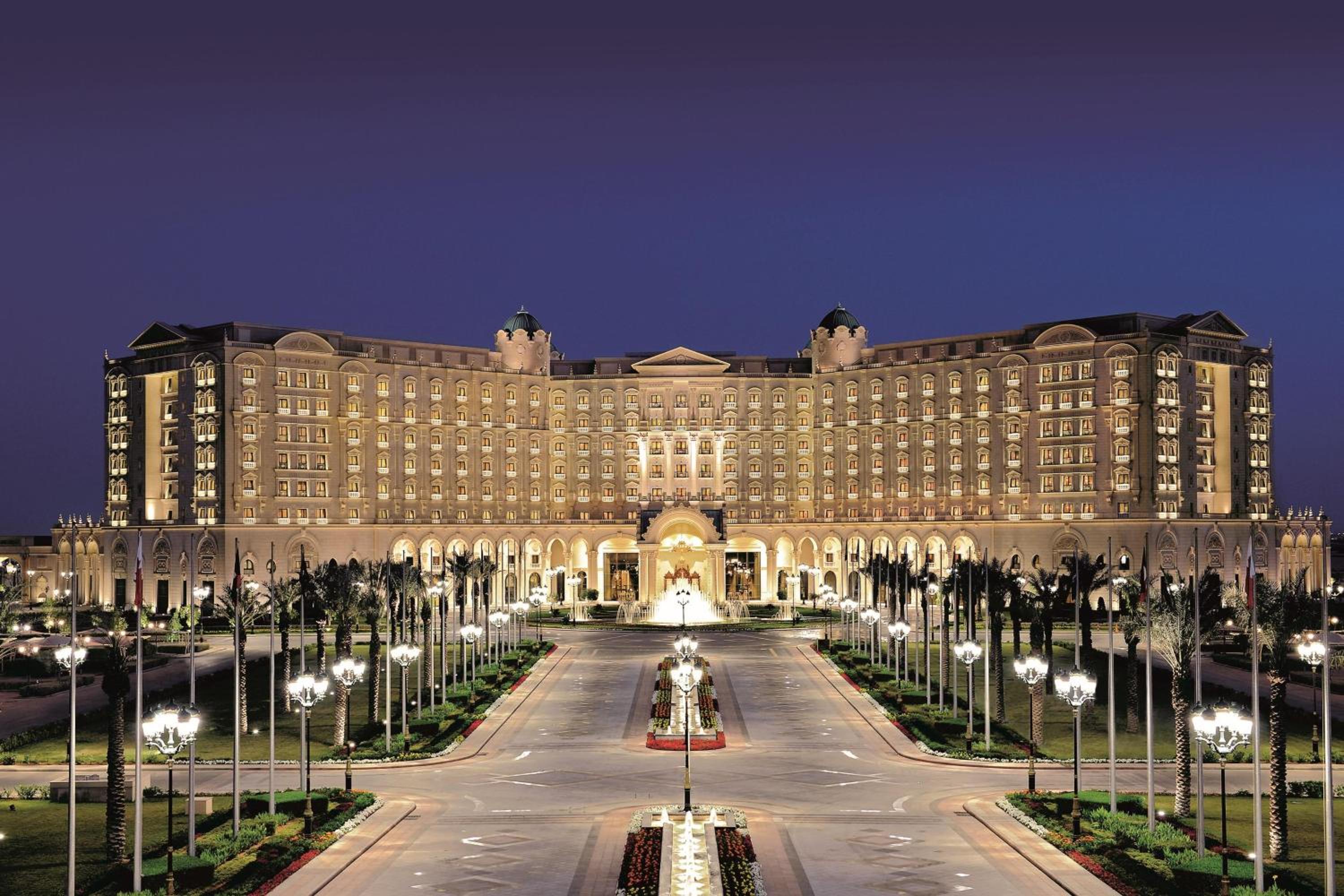 The Ritz-Carlton, Riyadh — вид курорта