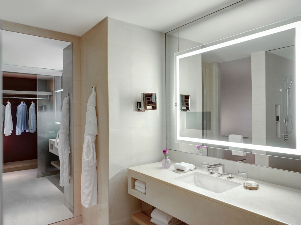 Four Seasons Hotel Dubai International Financial Centre — снимок 17