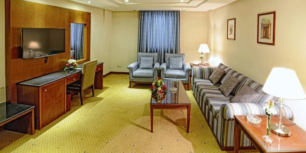 Crowne Plaza Riyadh Palace, an IHG Hotel — снимок 9