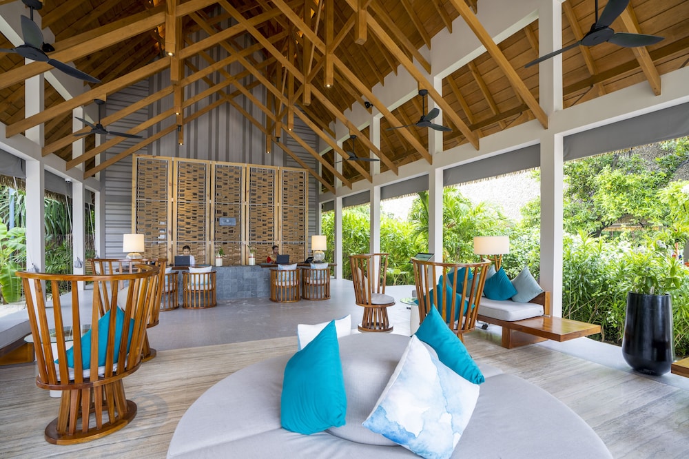 Emerald Faarufushi Resort & Spa — снимок 4