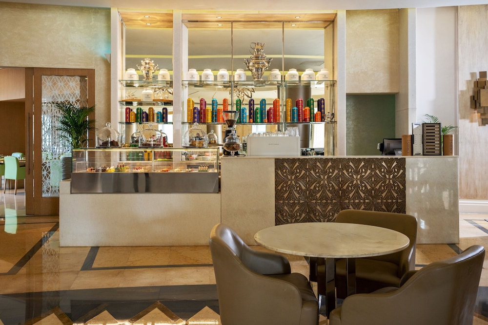 Habtoor Grand Resort, Autograph Collection — снимок 15