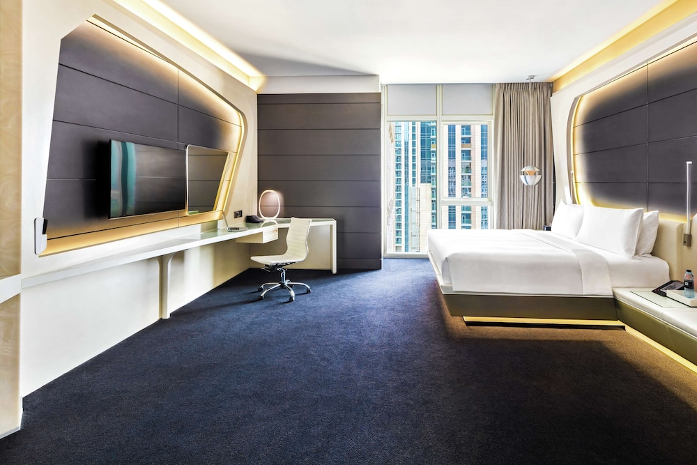 V Hotel Dubai, Curio Collection by Hilton — снимок 3