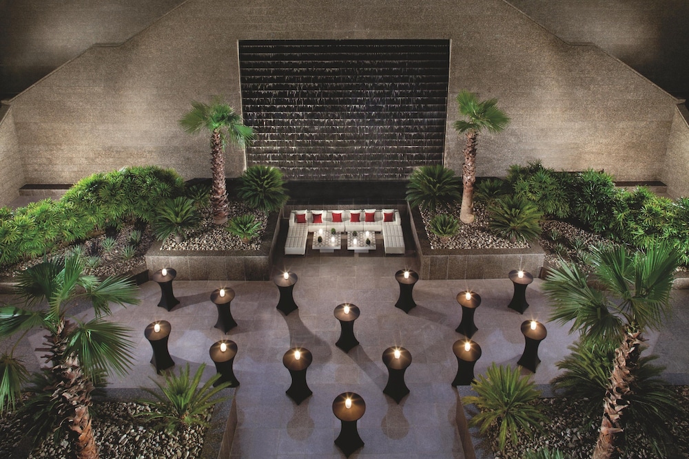 The Ritz-Carlton, Dubai International Financial Centre — снимок 12