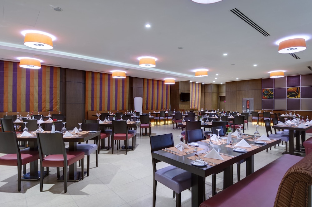Crowne Plaza Madinah, an IHG Hotel — снимок 15