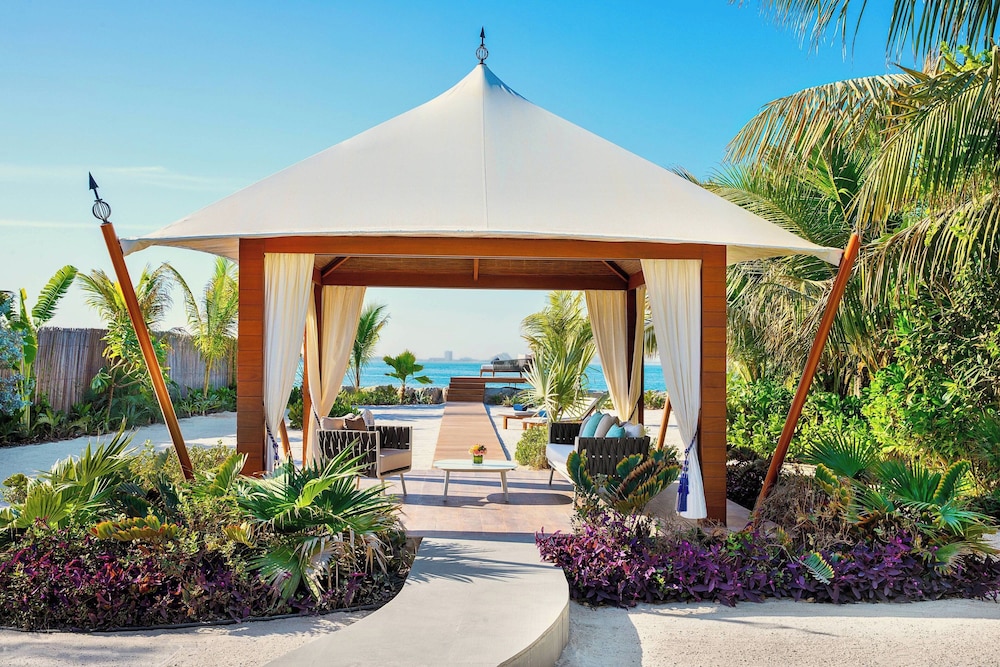 The Ritz-Carlton Ras Al Khaimah, Al Hamra Beach — снимок 11