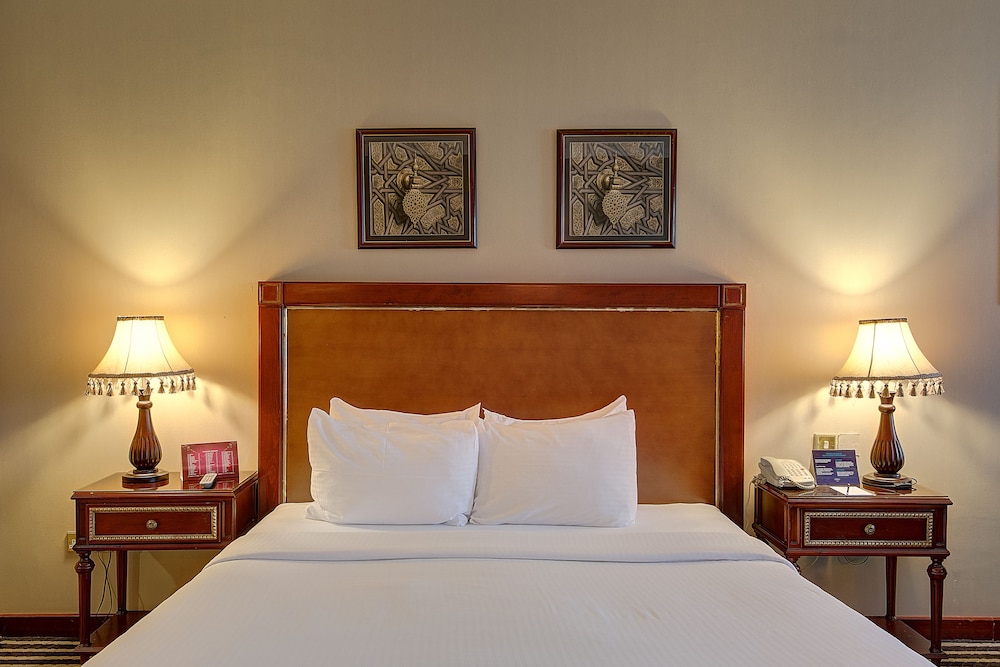 Ascot Hotel — снимок 9