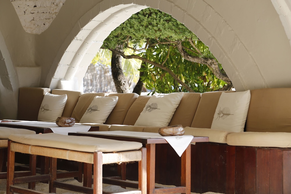 Nika Island Resort and Spa — снимок 2