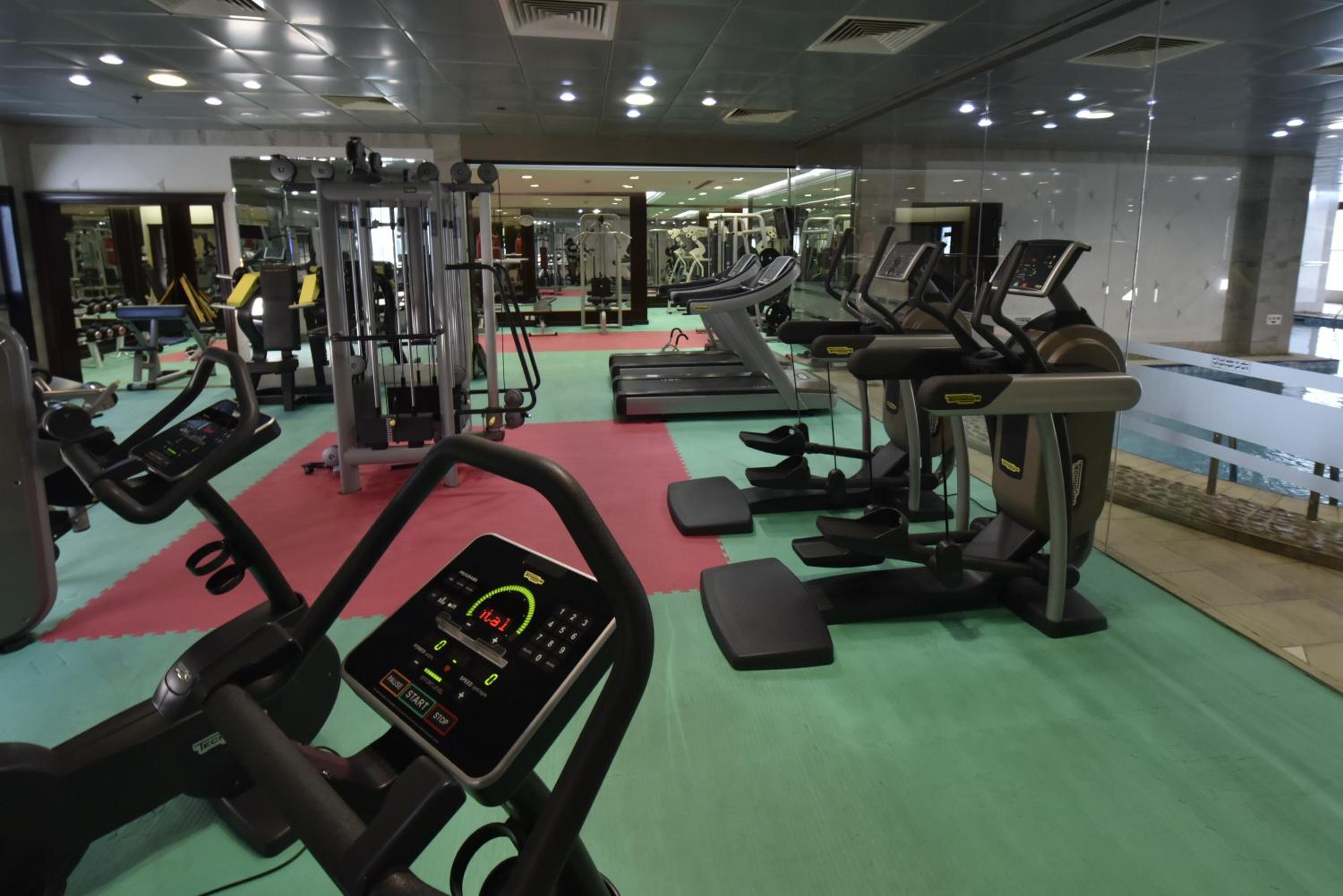 Awaliv International Hotel — снимок 6