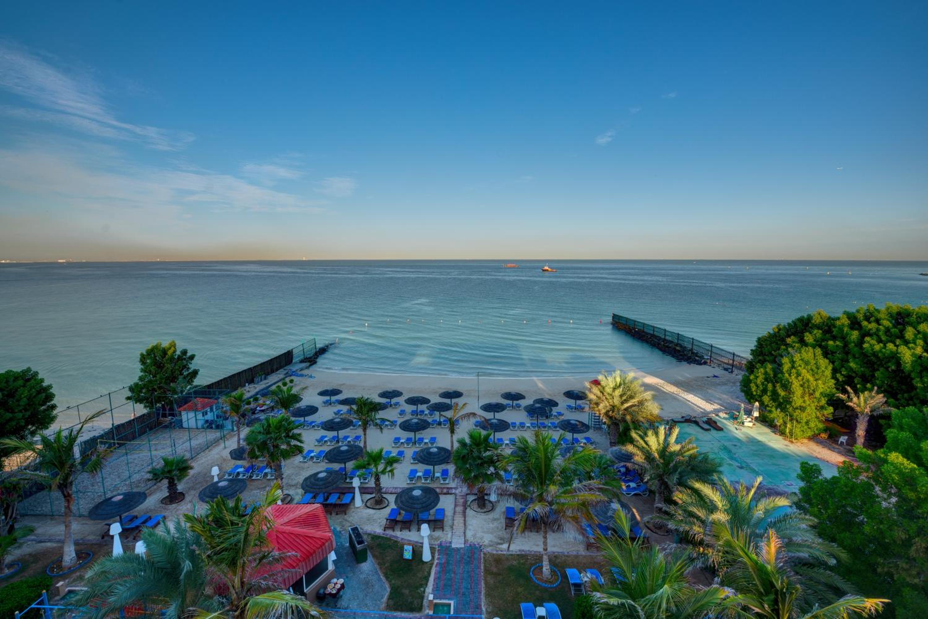 Sahara Beach Resort & Spa — вид курорта