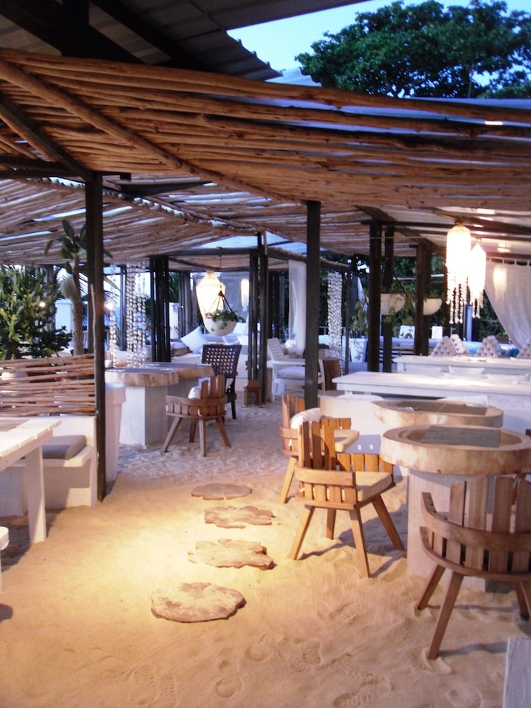 Bliss Hotel — снимок 15