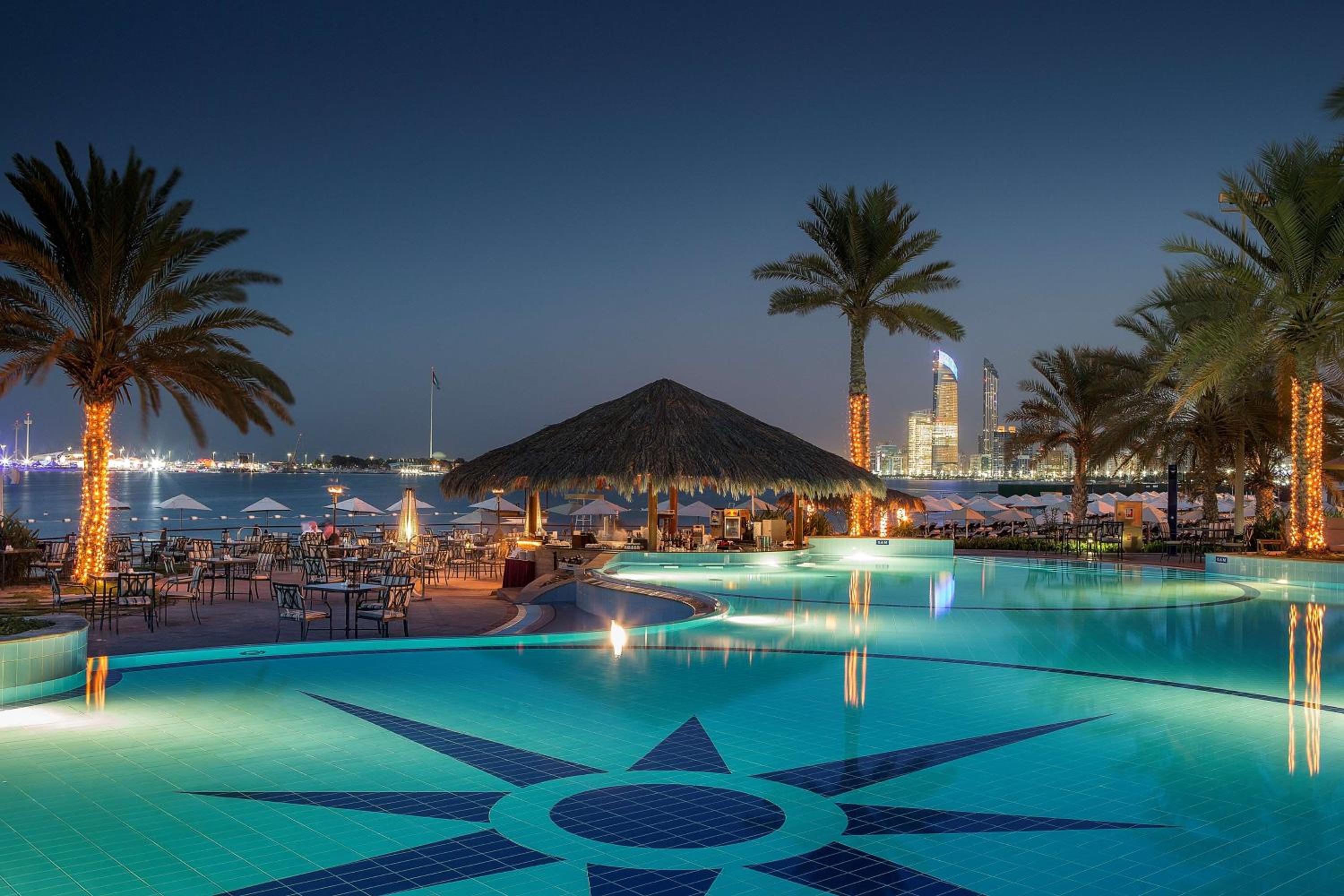 Radisson Blu Hotel & Resort, Abu Dhabi Corniche — снимок 10