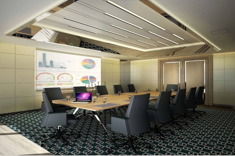 Royal M Hotel & Resort Abu Dhabi — снимок 11
