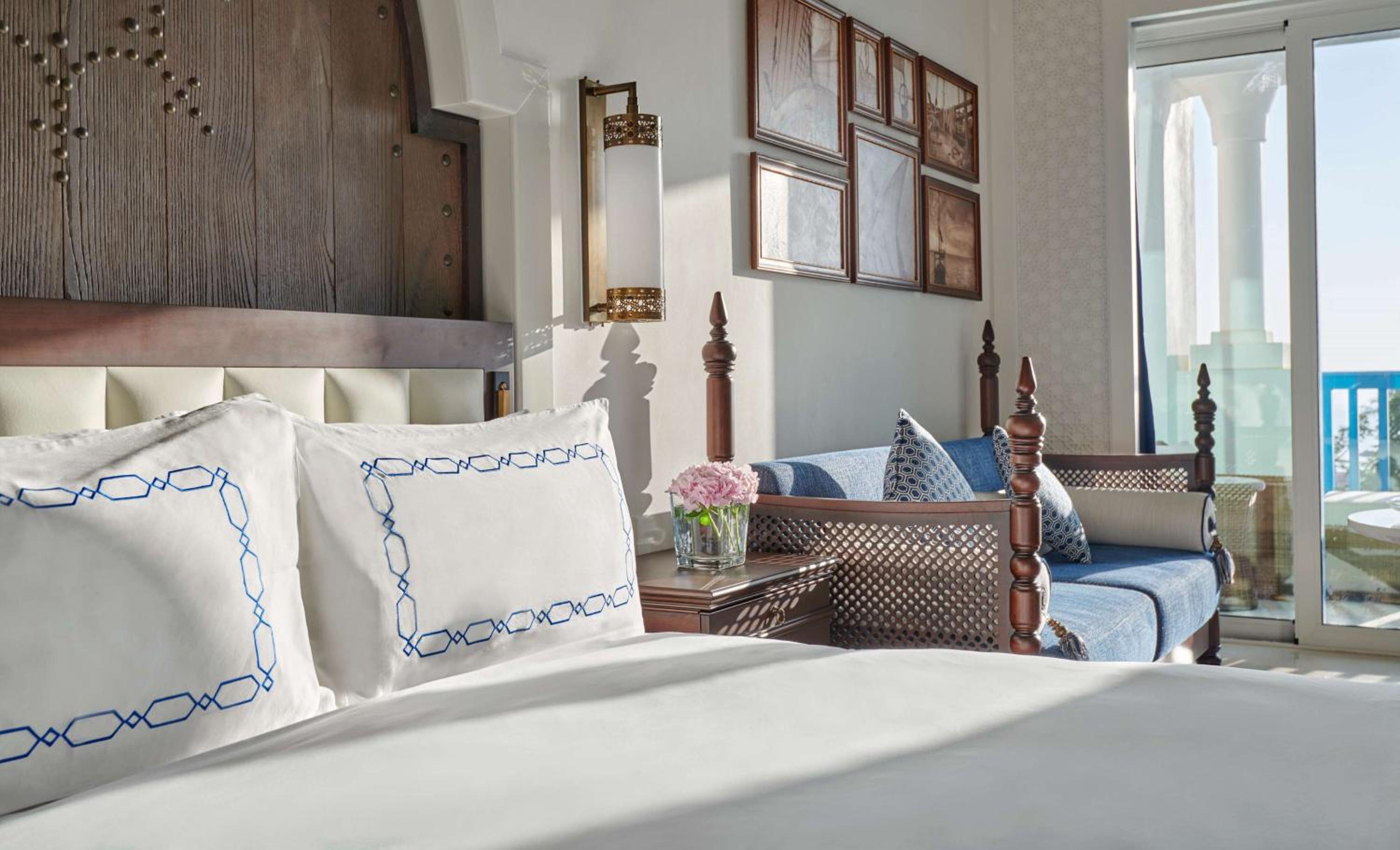 Hilton Salwa Beach Resort & Villas — снимок 30