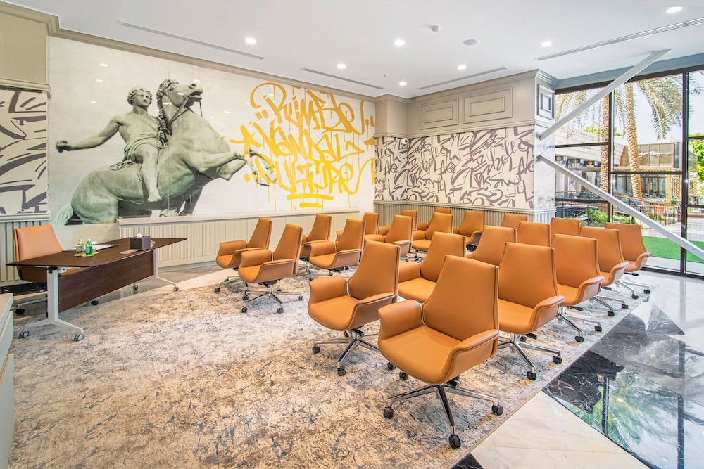 Le Meridien Abu Dhabi — снимок 21
