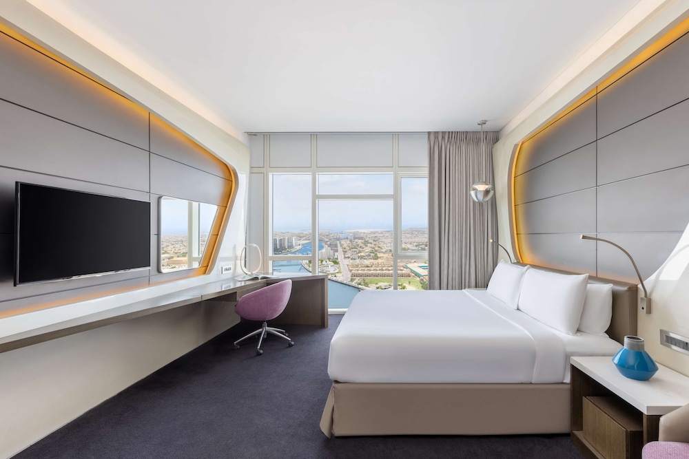 V Hotel Dubai, Curio Collection by Hilton — снимок 6
