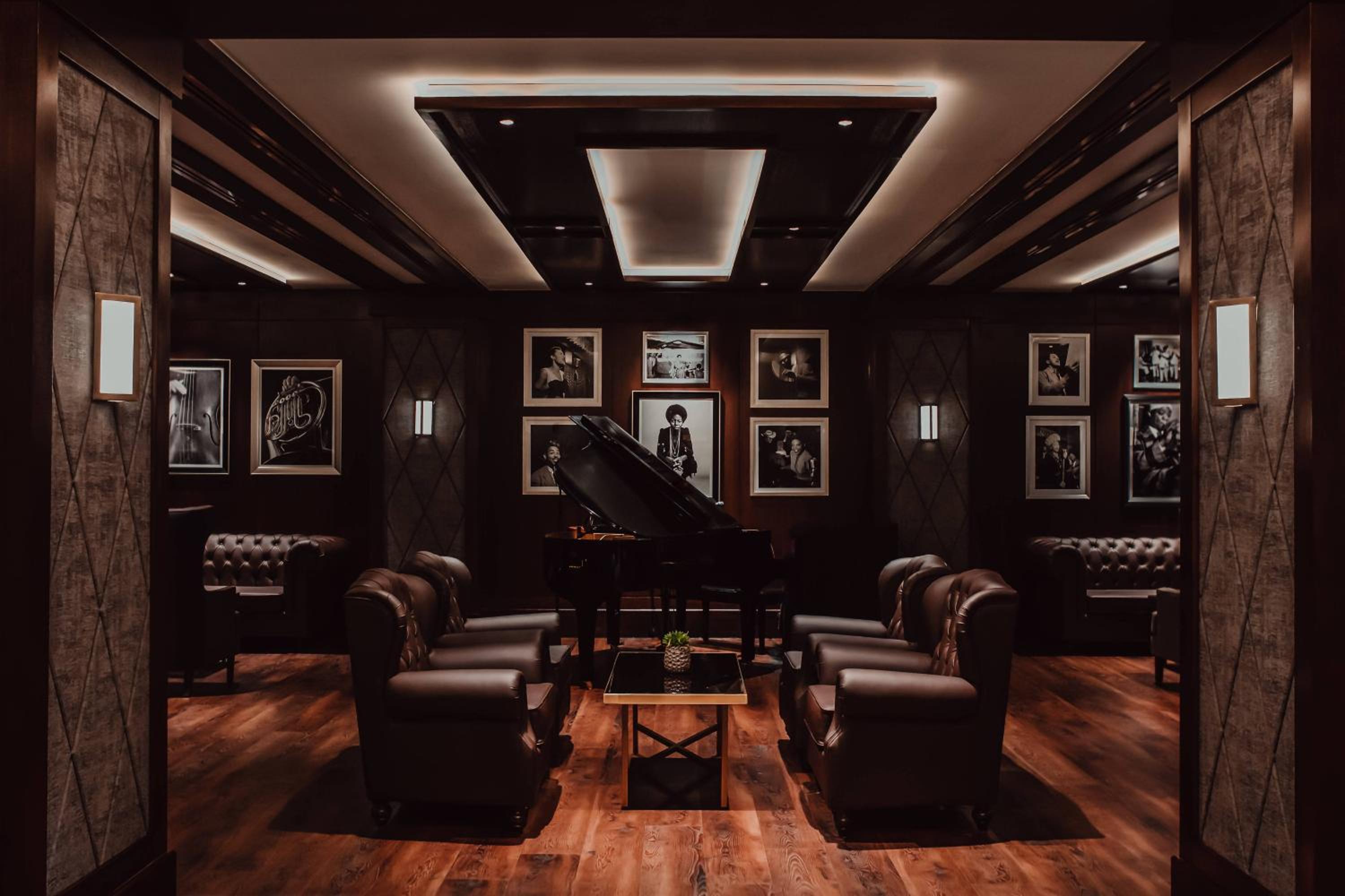 Al Bustan Palace, a Ritz-Carlton Hotel — снимок 12
