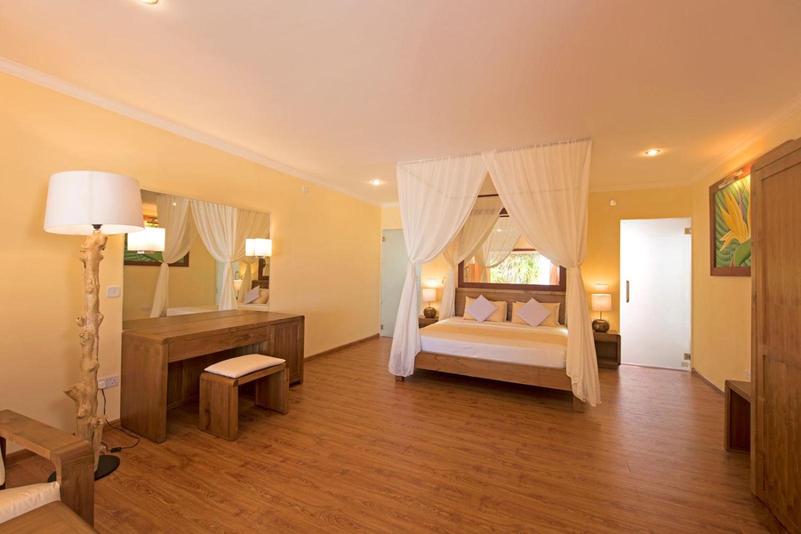Thulhagiri Island Resort & Spa — снимок 9