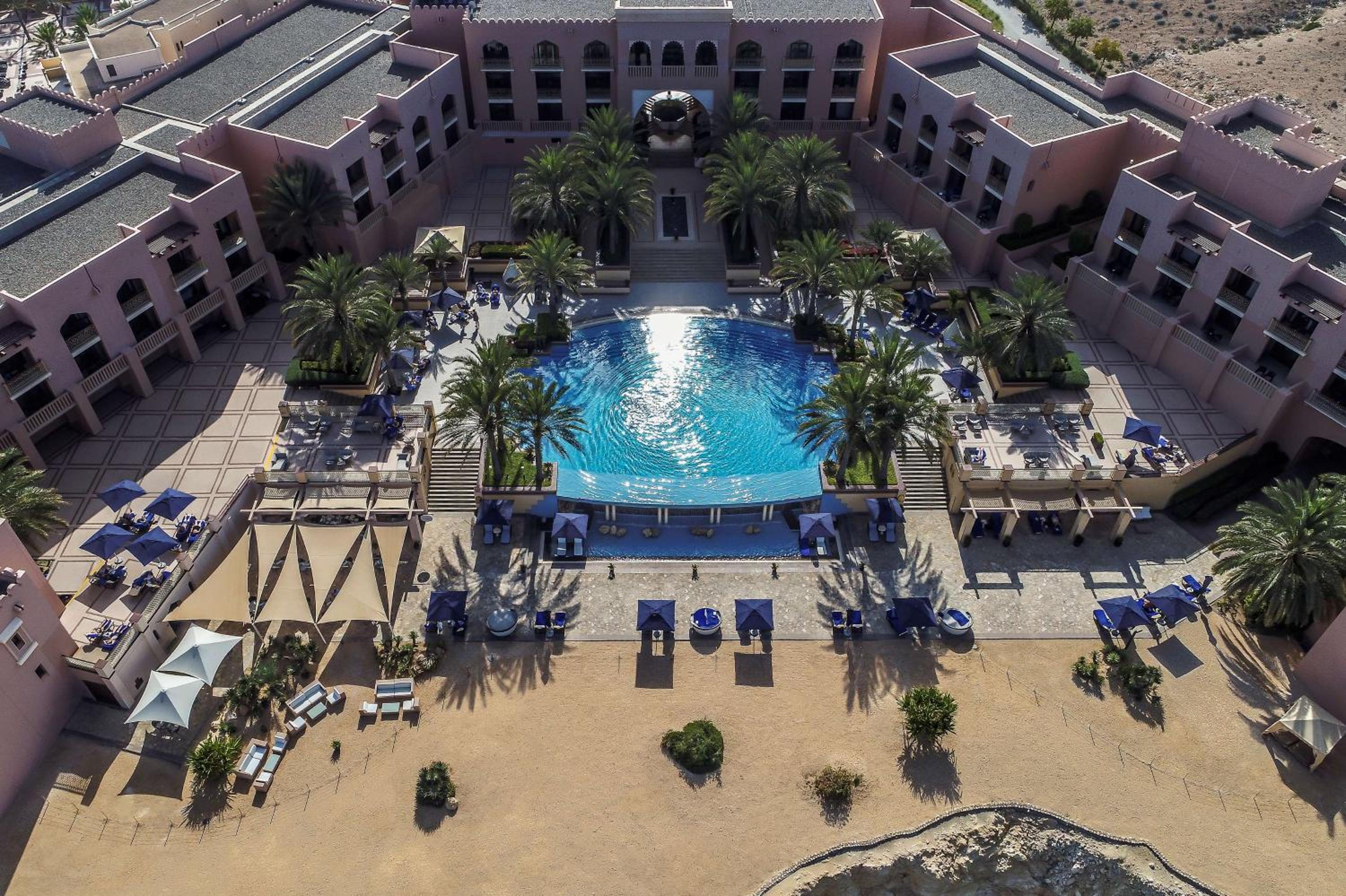 Al Husn Hotel Muscat — снимок 22