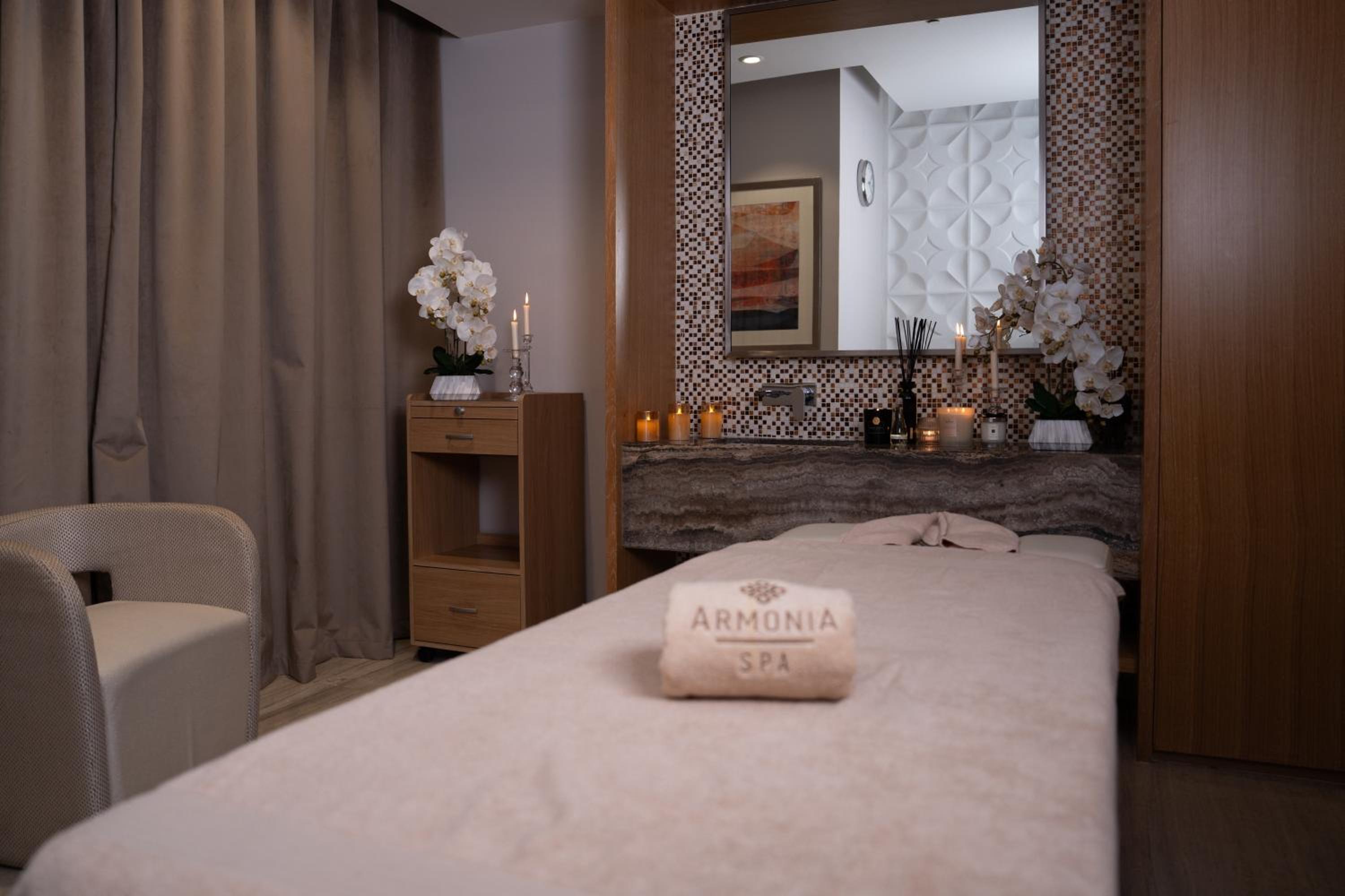 Grand Mercure Dubai Airport Hotel — снимок 14