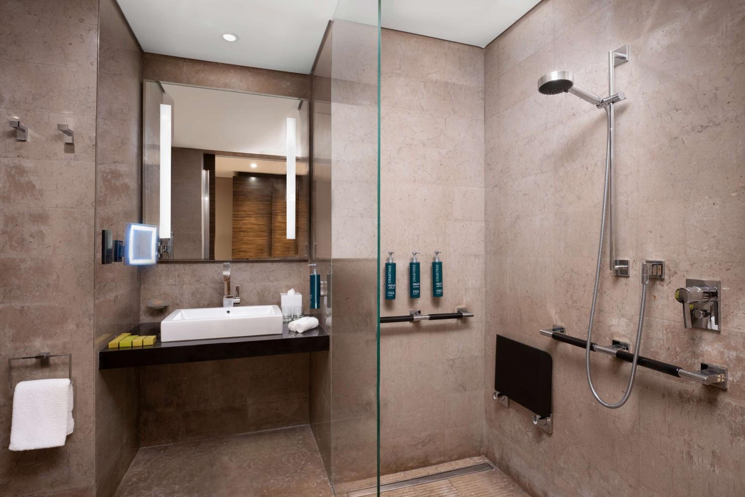 Hilton Riyadh Hotel & Residences — снимок 18