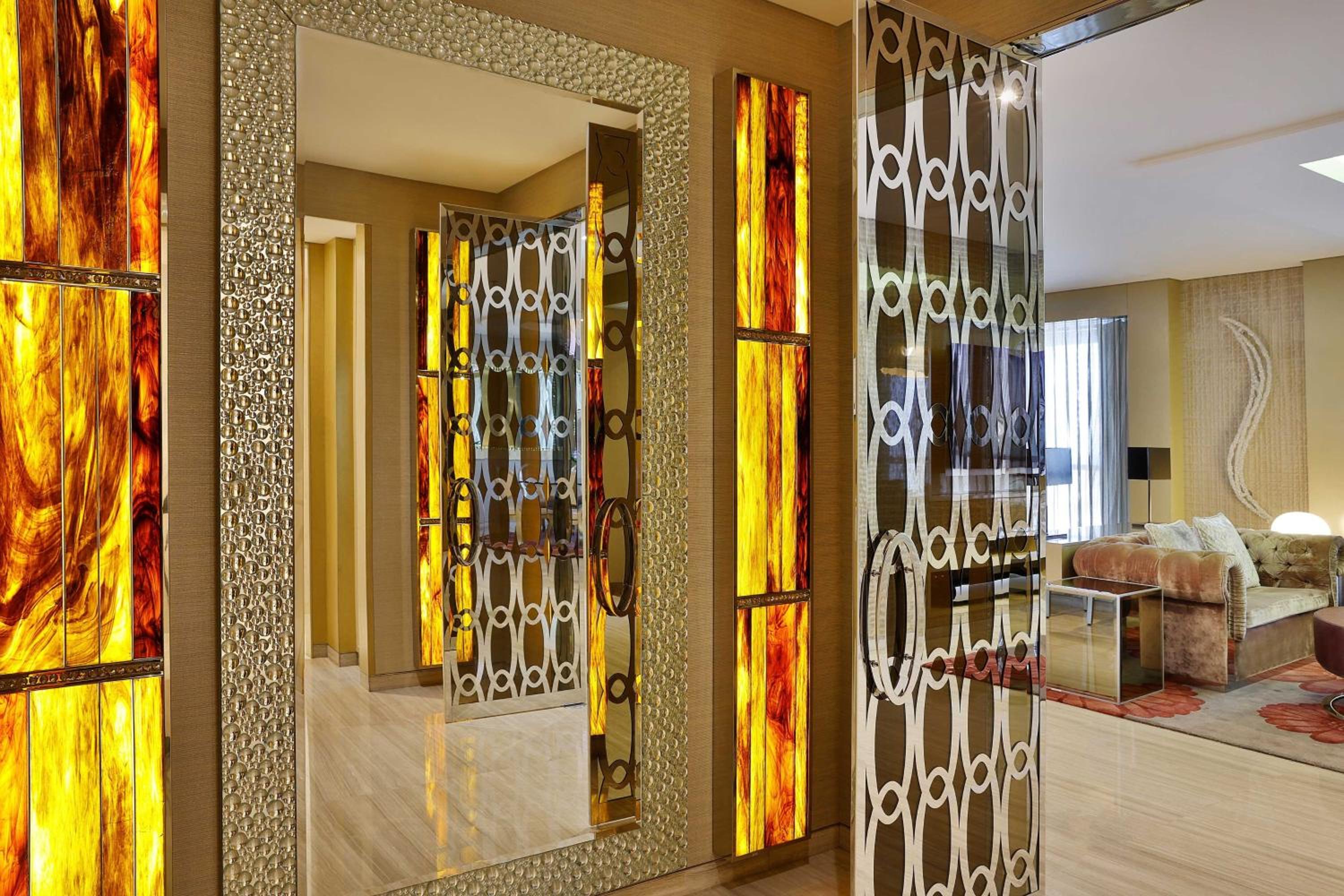 The Westin City Centre Bahrain — снимок 14