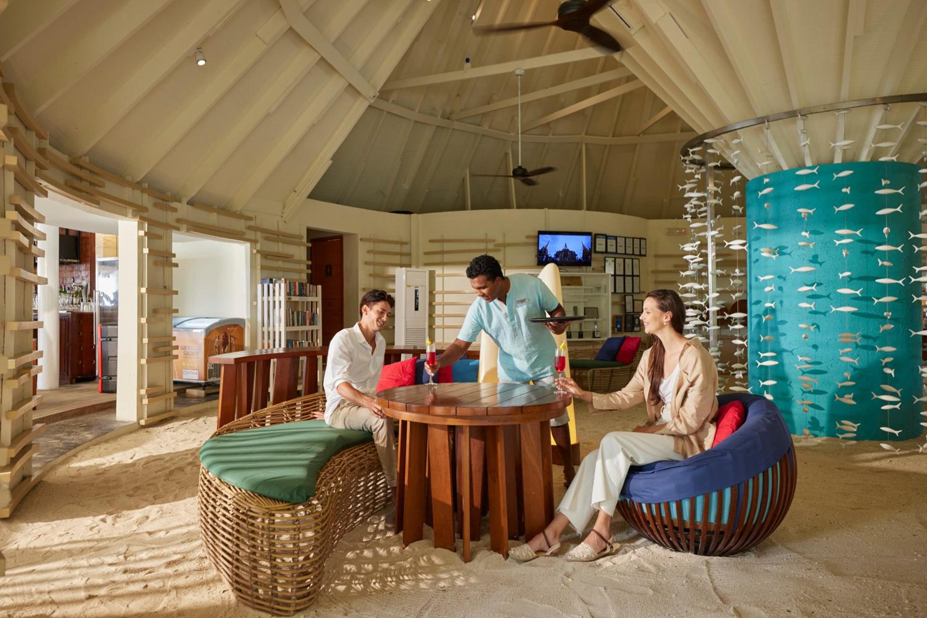 Centara Ras Fushi Resort & Spa — снимок 11