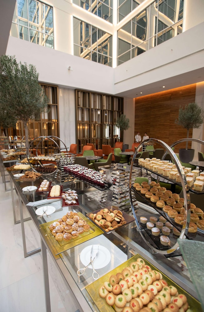 Grand Cosmopolitan Hotel — снимок 26
