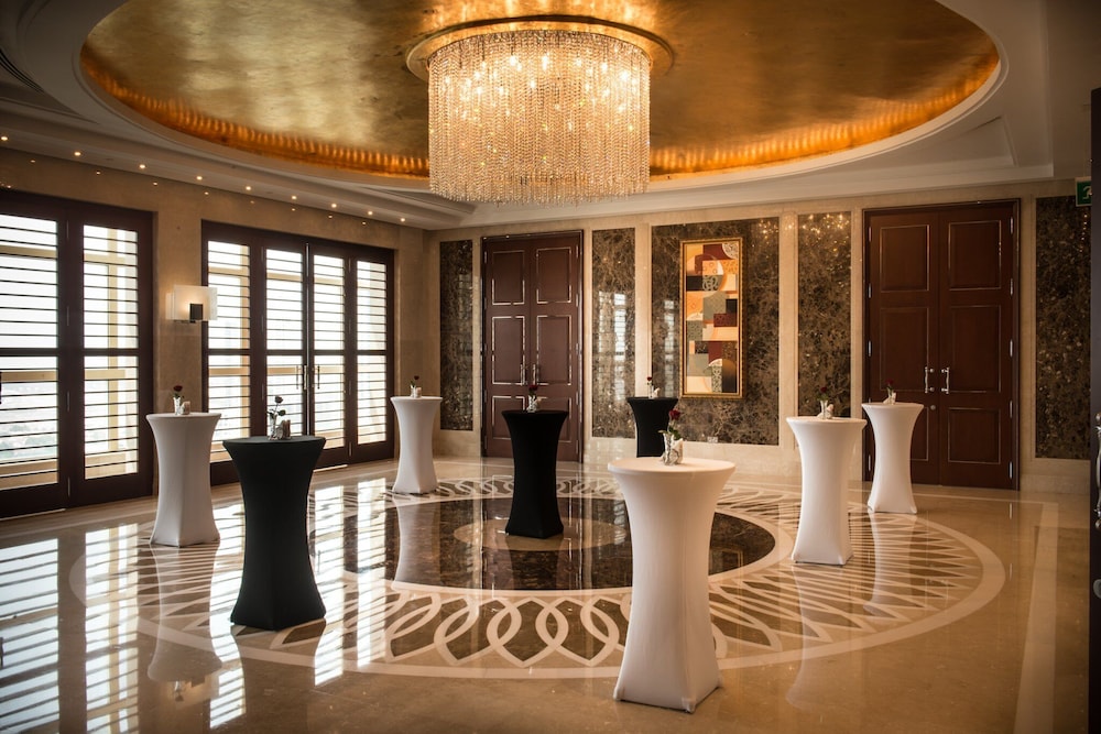 Grand Millennium Dubai — снимок 9