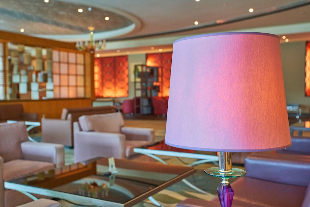 Millennium Hotel and Convention Centre Kuwait — снимок 15