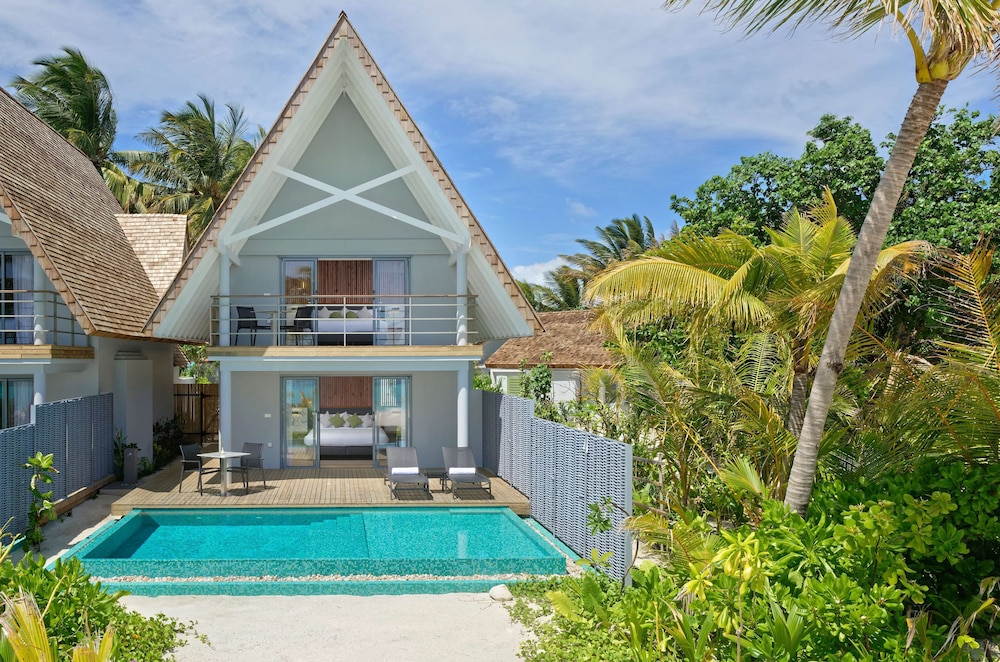 Outrigger Maldives Maafushivaru Resort — снимок 15