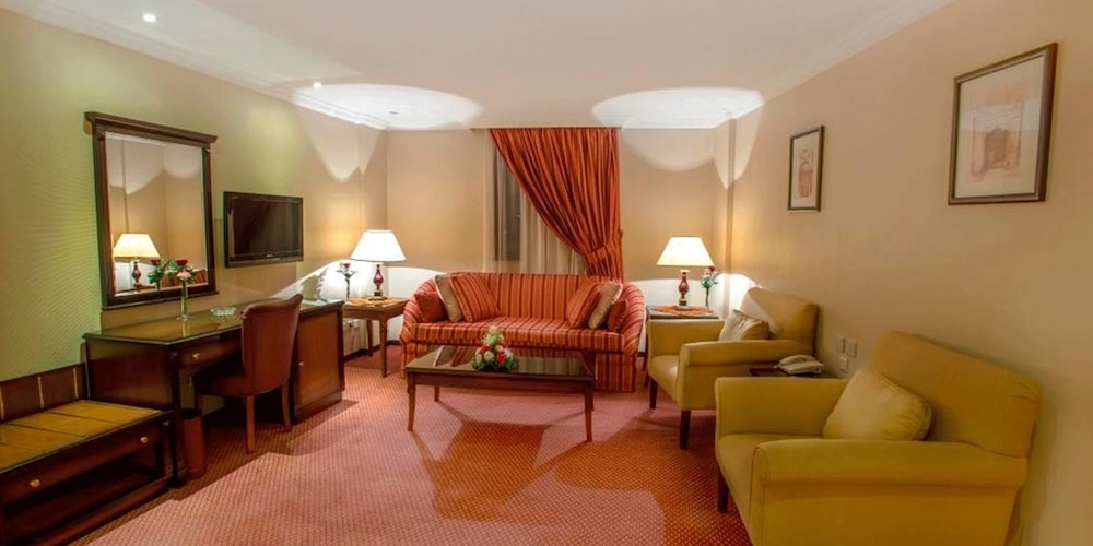 Crowne Plaza Riyadh Palace, an IHG Hotel — снимок 3