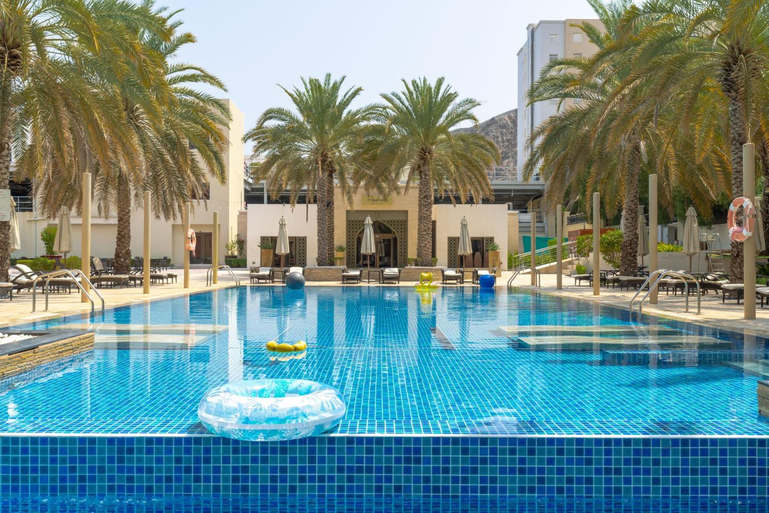 Sheraton Oman Hotel — вид курорта