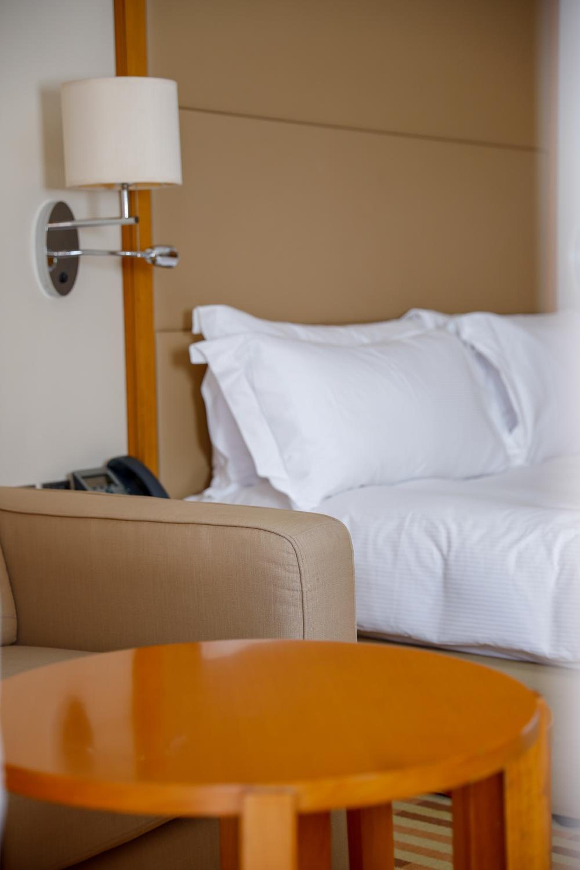 Crowne Plaza Sohar, an IHG Hotel — снимок 2