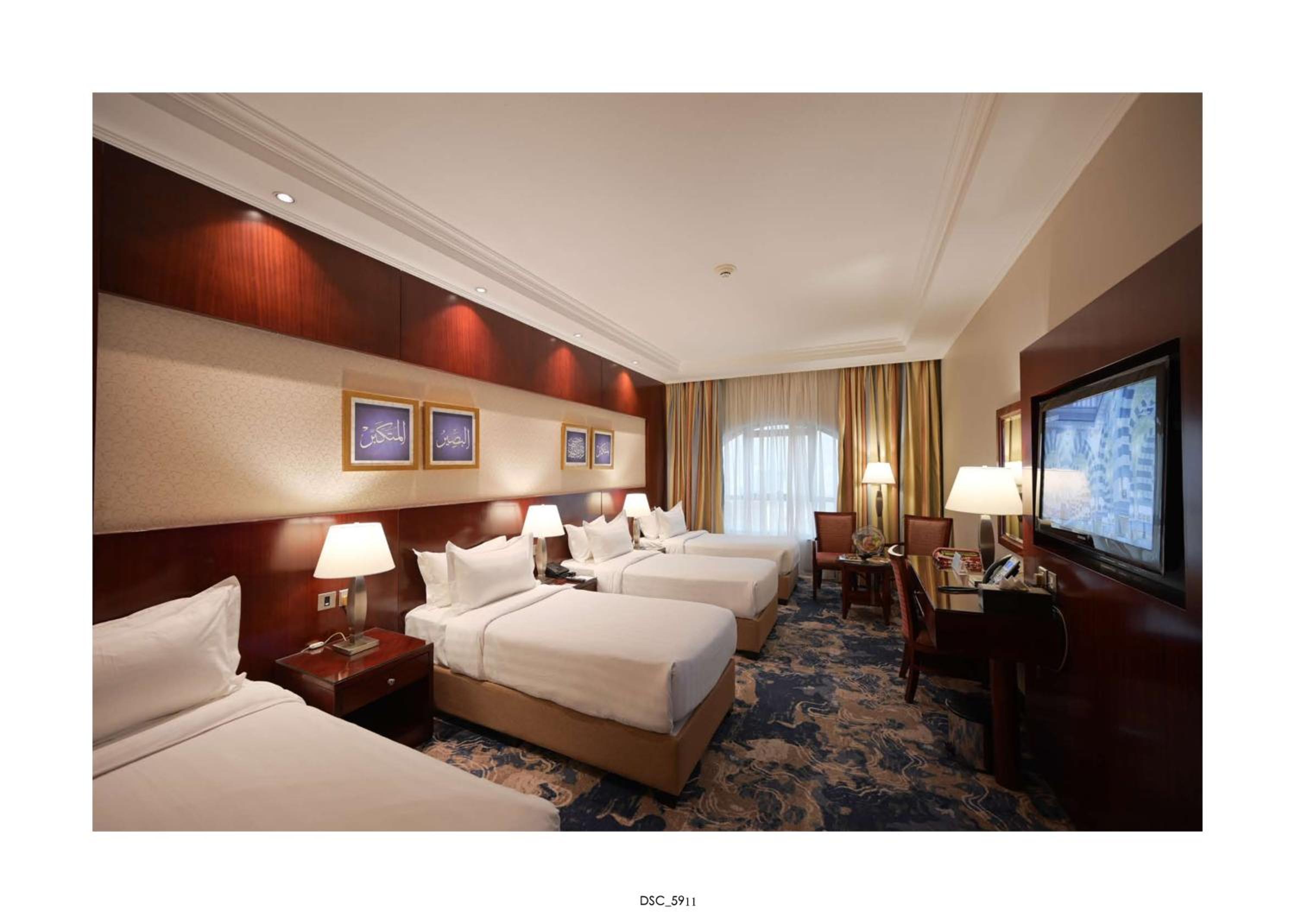 Al Eiman Royal Hotel — снимок 12