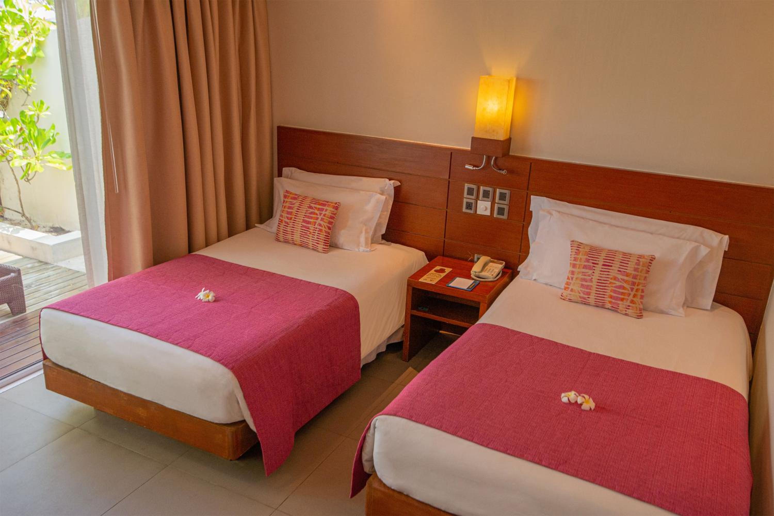 Centara Ras Fushi Resort & Spa — снимок 17