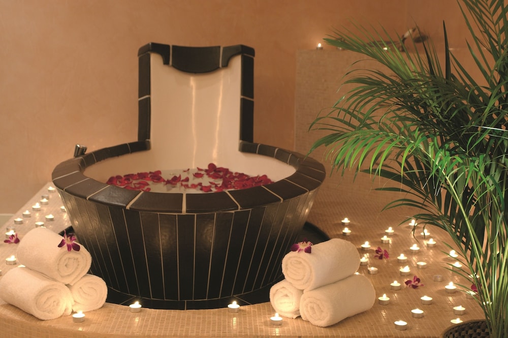 Mövenpick Hotel & Resort Al Bida'a Kuwait — снимок 28