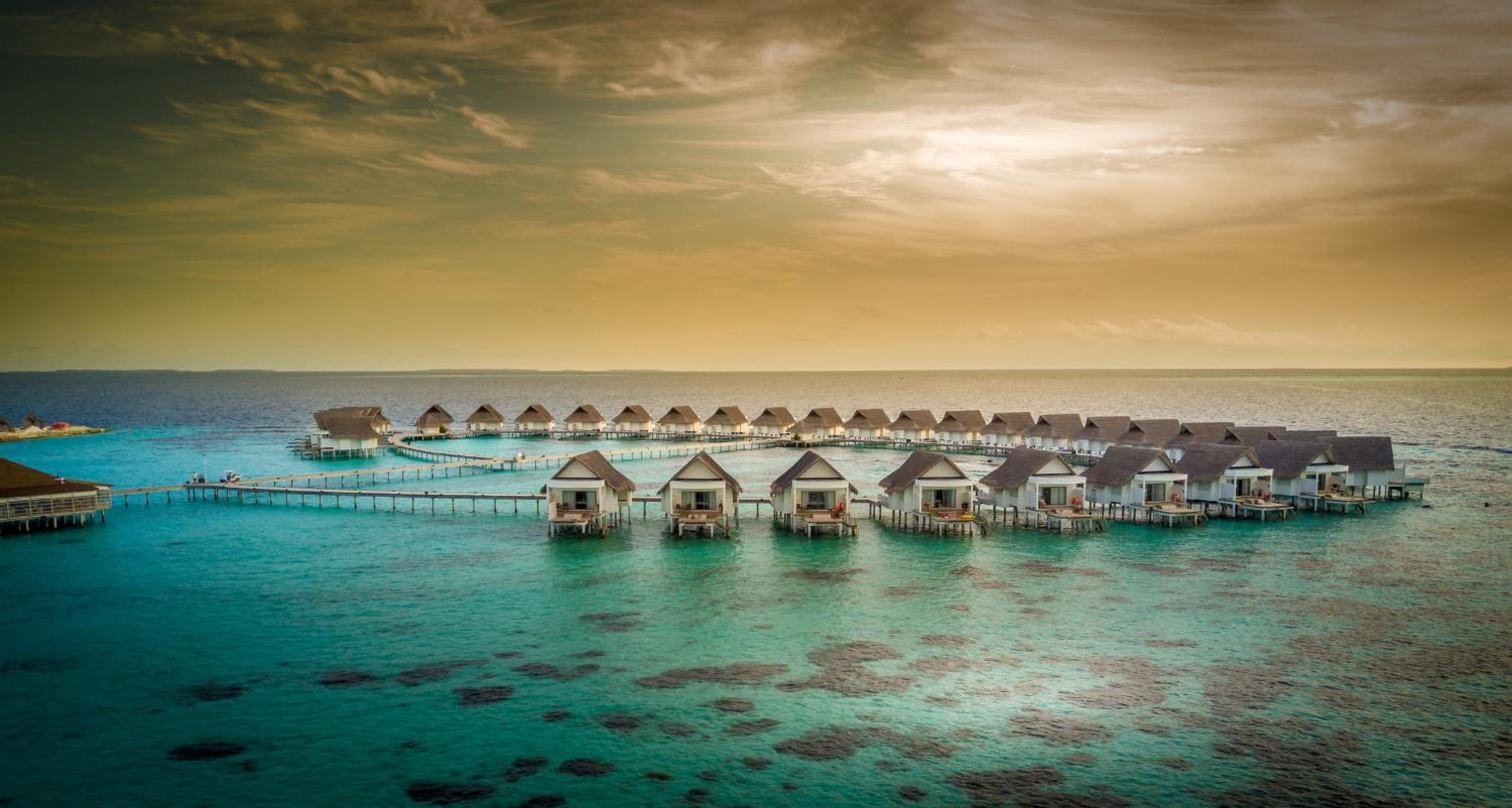 Machchafushi Island Resort & Spa Maldives, The Centara Collection — снимок 14
