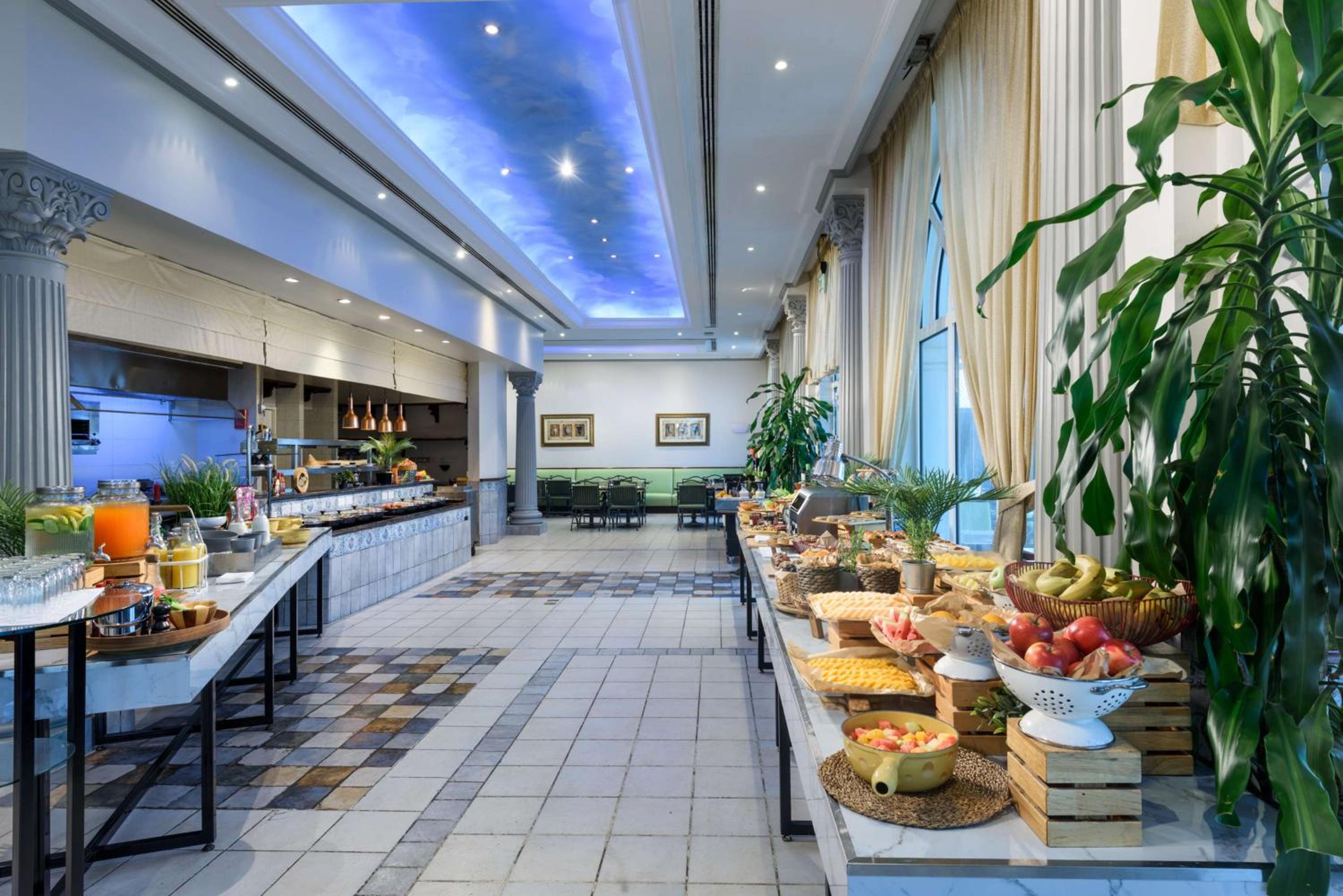 Radisson Blu Hotel, Muscat — снимок 13