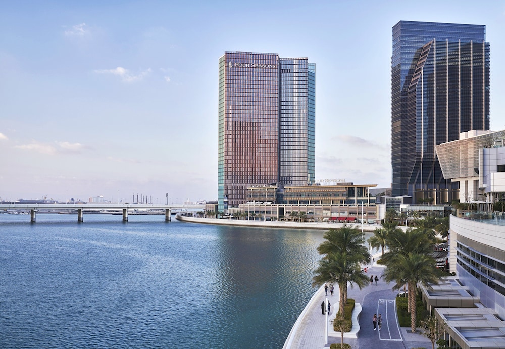 Four Seasons Hotel Abu Dhabi at Al Maryah Island — снимок 11