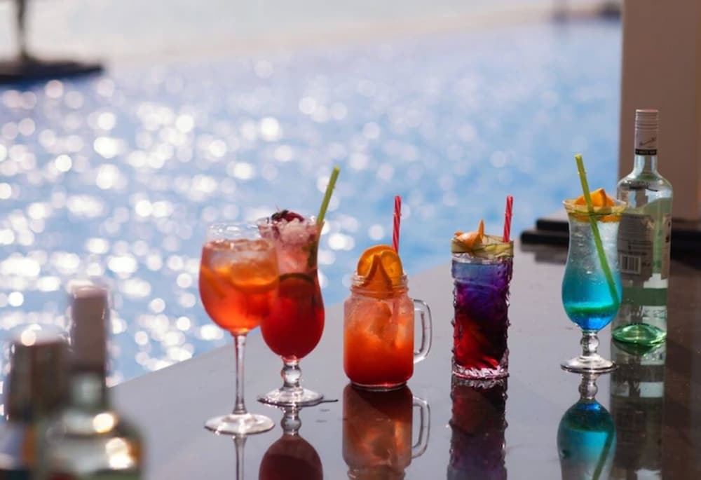 C Central Resort the Palm — снимок 10