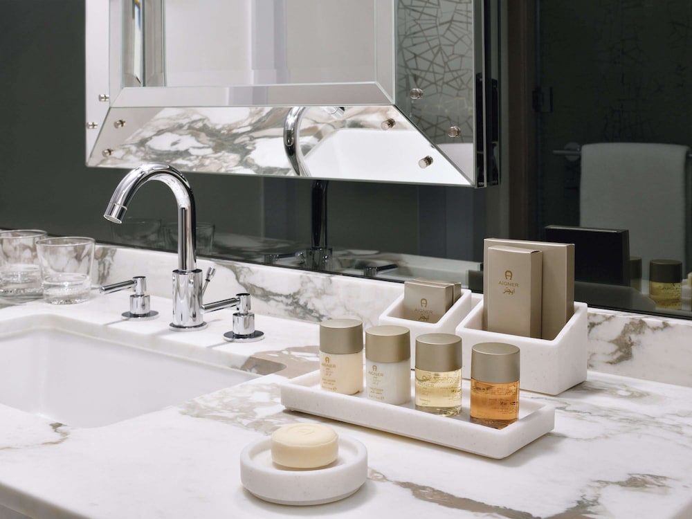 Grand Plaza Mövenpick Media City — снимок 18