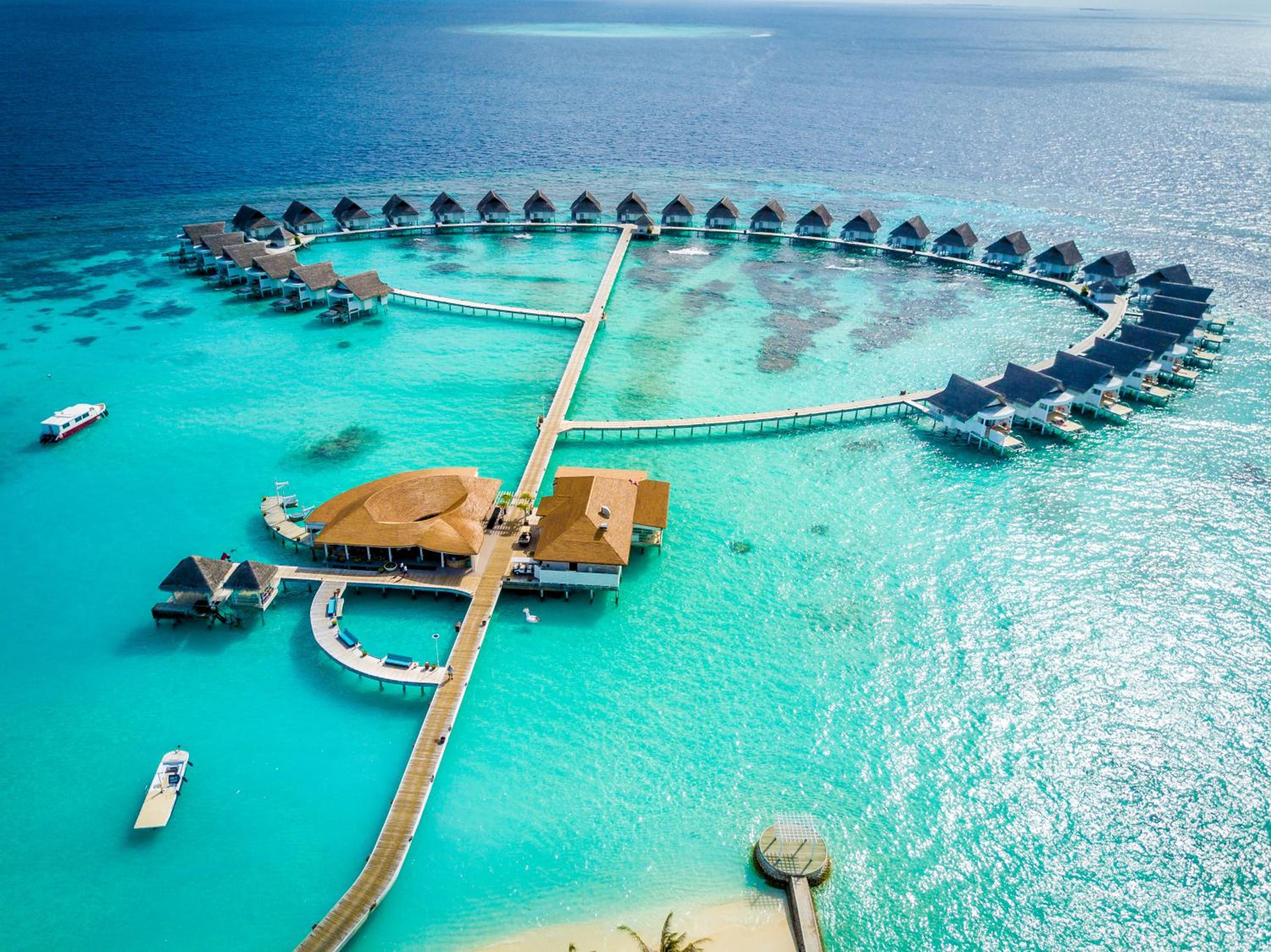 Machchafushi Island Resort & Spa Maldives, The Centara Collection — снимок 17