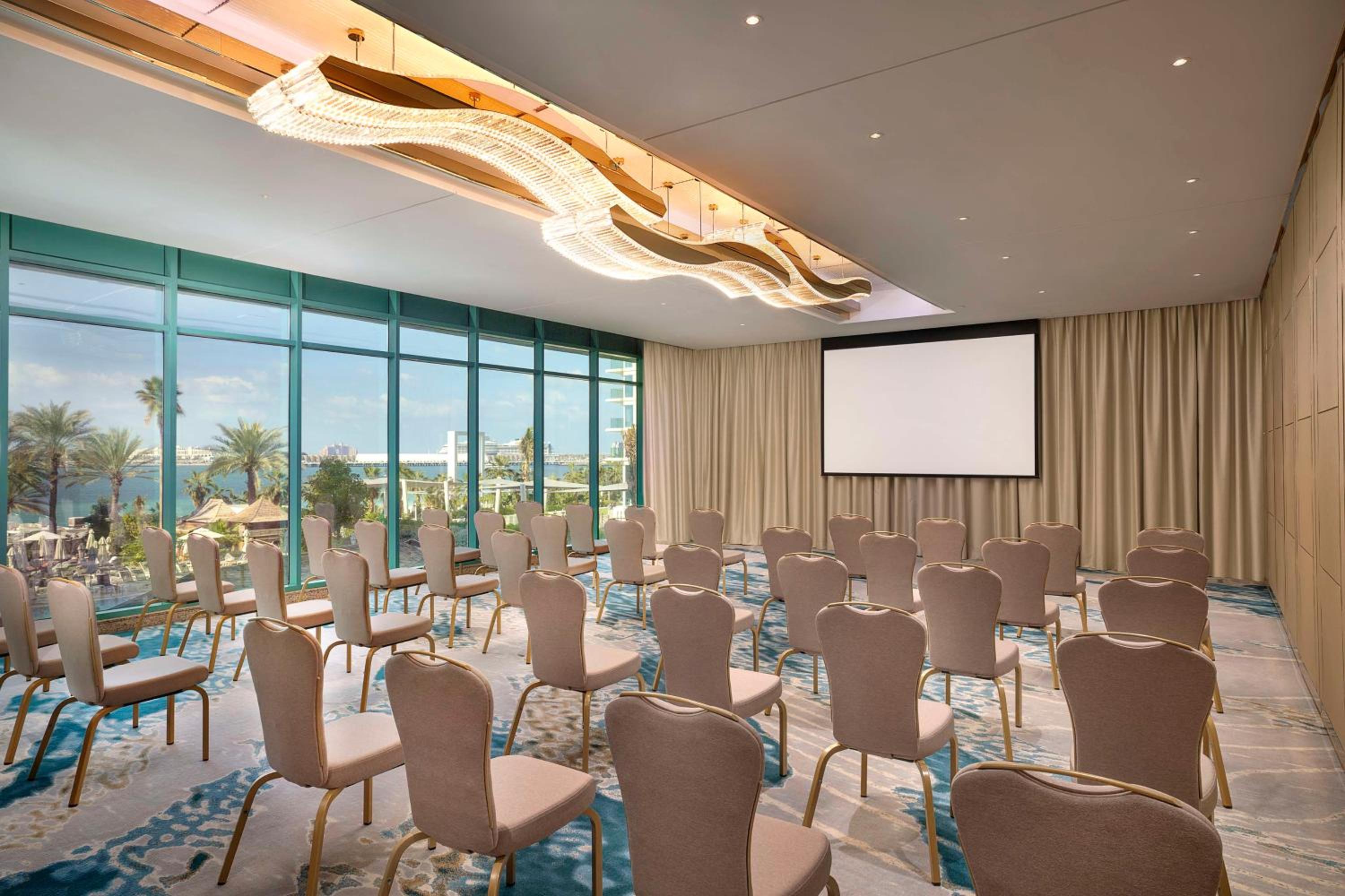 Hilton Dubai Jumeirah — снимок 10