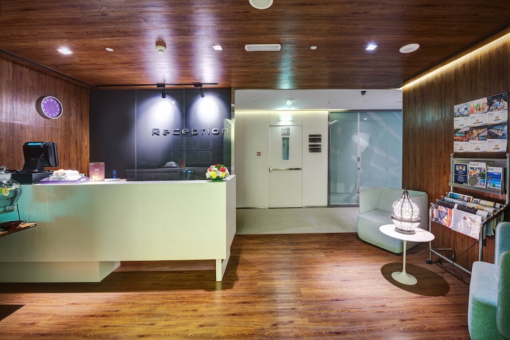 The Act Hotel Sharjah — снимок 16