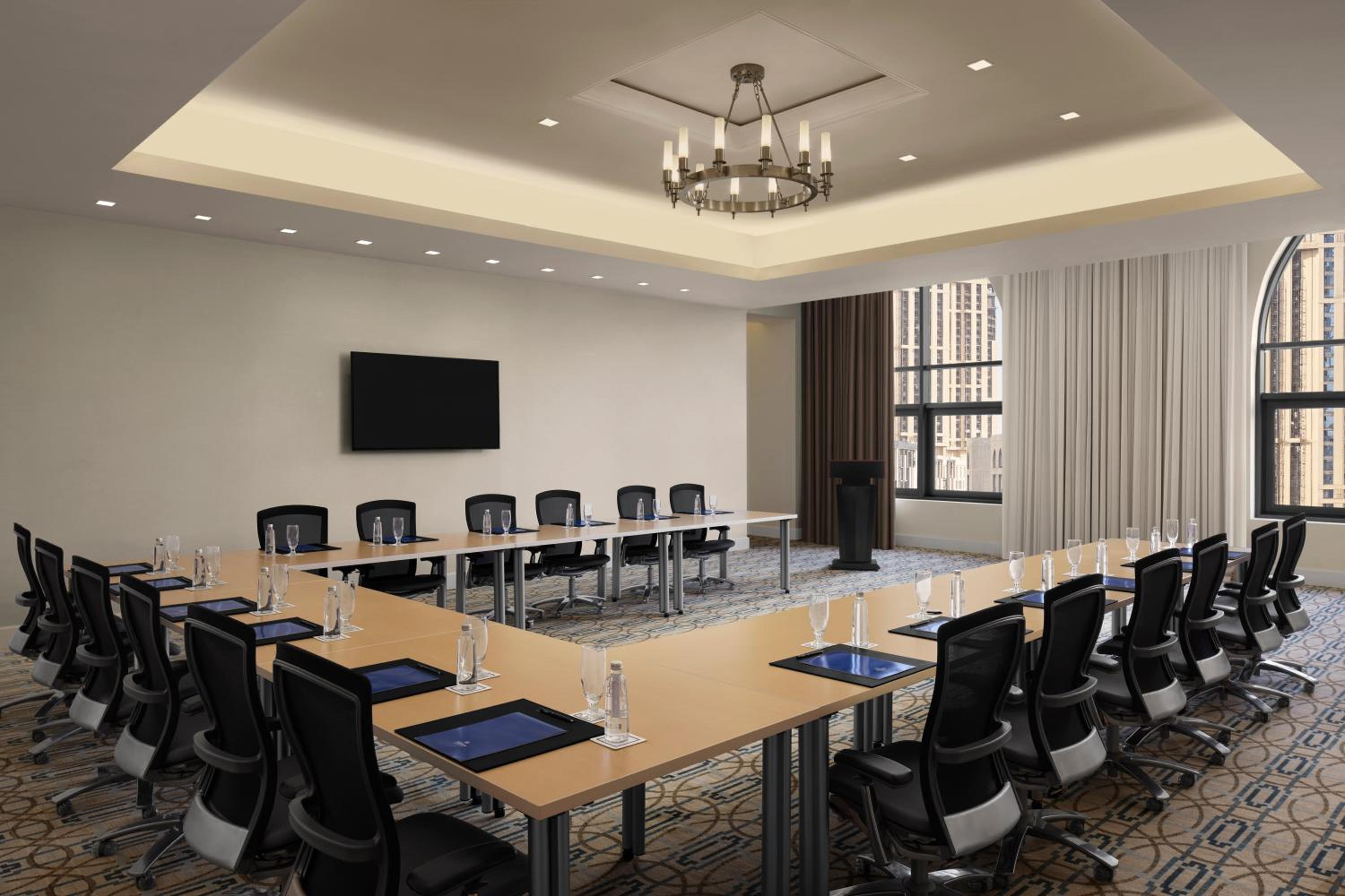 Hilton Makkah Convention Hotel — снимок 11