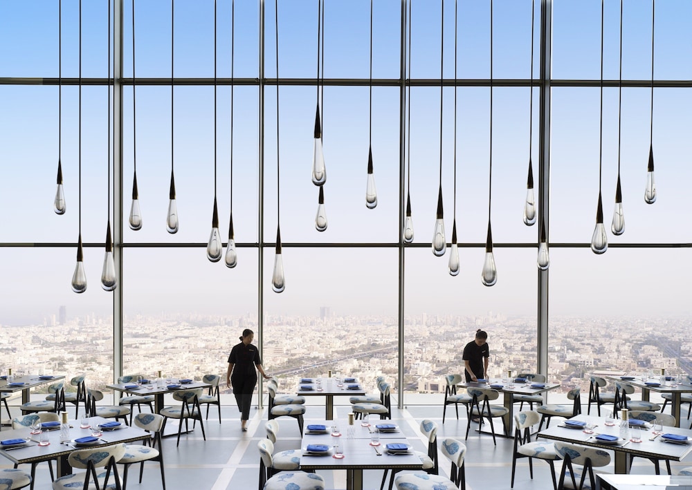 Four Seasons Hotel Kuwait at Burj Alshaya — снимок 7